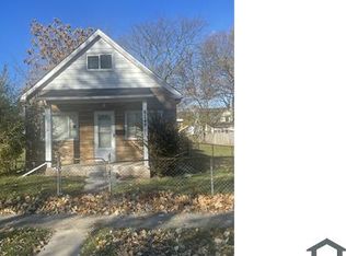 8249 Rivard Ave, Warren, MI 48089