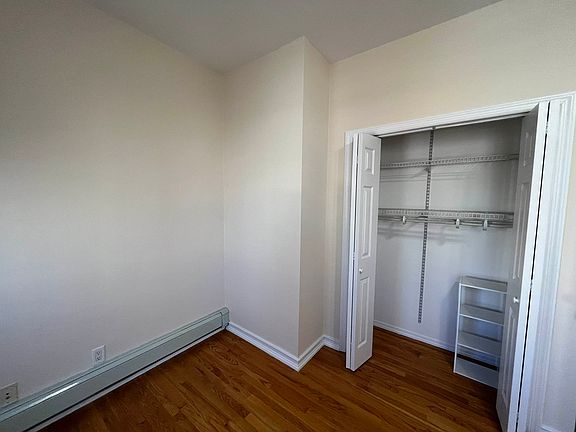 5th image of 316 Greenwood Ave #2