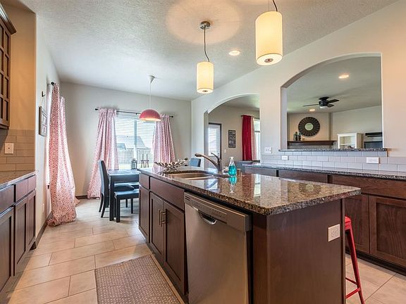 3rd image of 6223 Basalt Ct