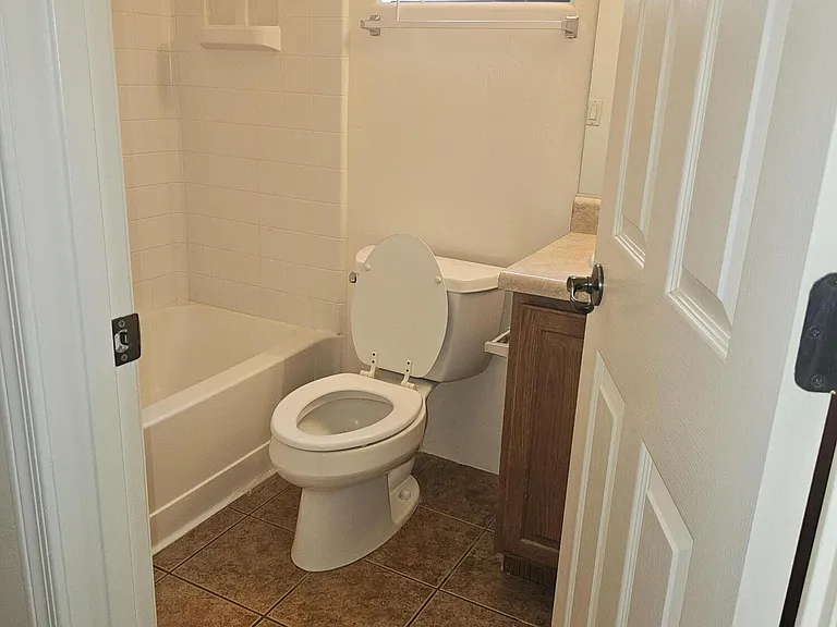 908 Charles Young Way — Photo 14
