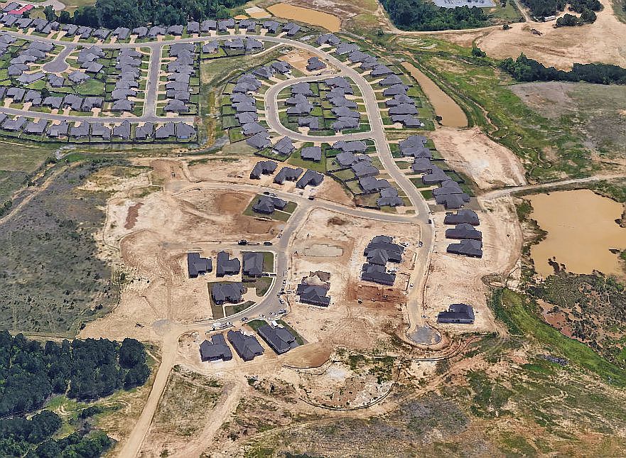 2nd image of 126 Amethyst Dr