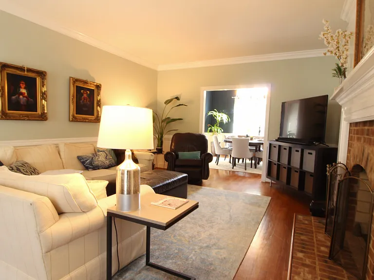 1776 Dunmore Pl — Photo 3