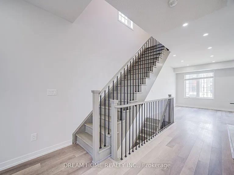 7 Heswall Ln — Photo 10