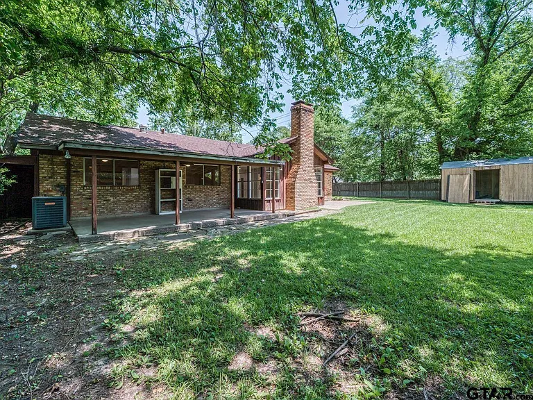 509 Winchester Dr — Photo 28