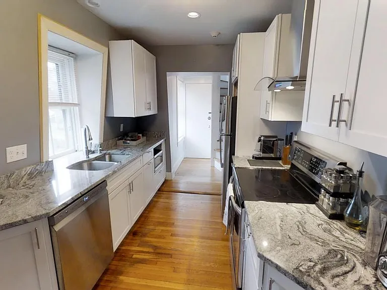 35 Church Ln #3 — Photo 4