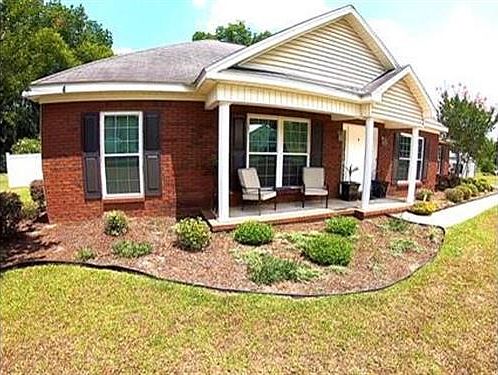 3rd image of 125 Rosewood Dr