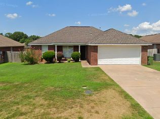 2190 Nature Trl, Conway, AR 72032