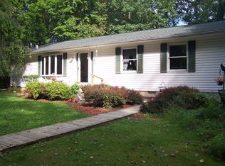 2150 Sexton Rd, Howell, MI 48843