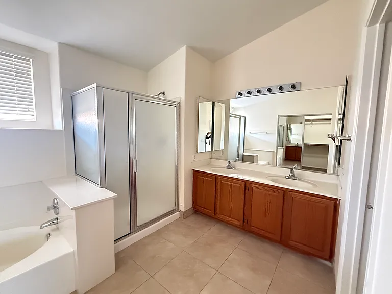 844 N Granite St — Photo 15