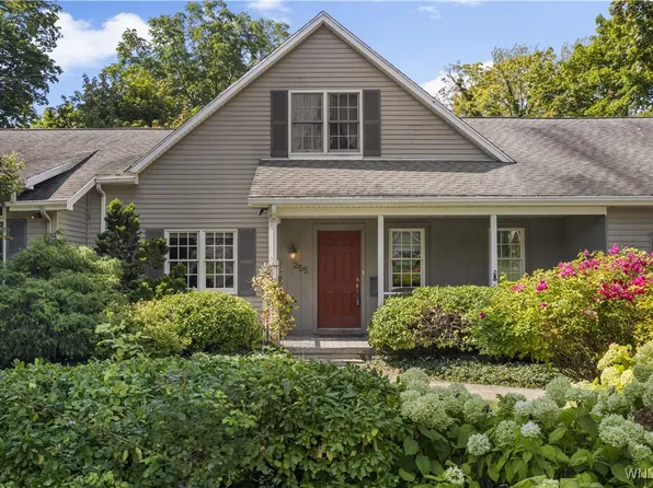 255 S 4th St, Lewiston, NY 14092