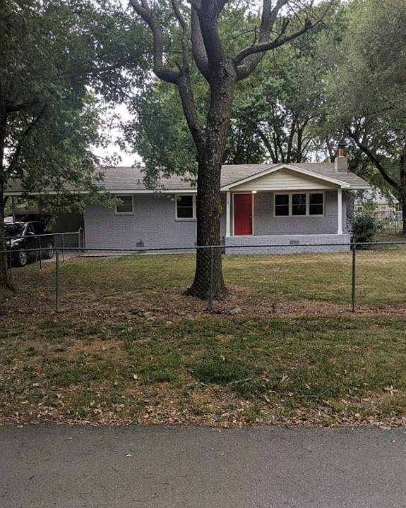 1st image of 125 Western Heights Cir