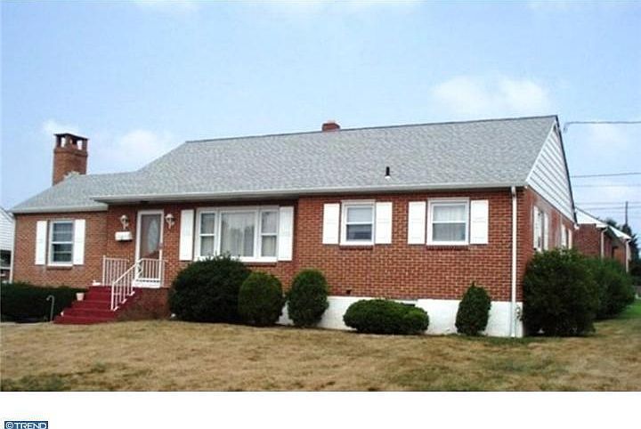 1st image of 2 Glover Cir
