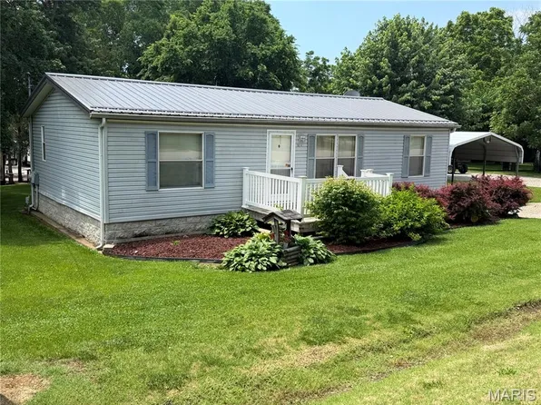 9014 Beach Dr, French Village, MO 63036