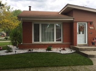 9345 Massasoit Ave, Oak Lawn, IL 60453