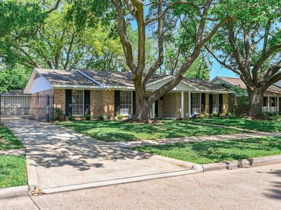 5306 Grape St, Houston, TX, 77096
