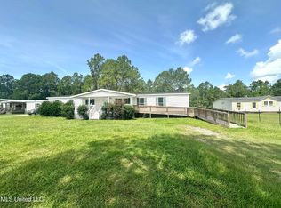 10901 Carolina Cv, Ocean Springs, MS 39565