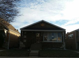 3851 W 68th Pl, Chicago, IL 60629