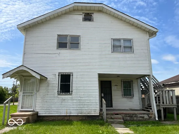 1203 W 1st St, Muncie, IN 47305