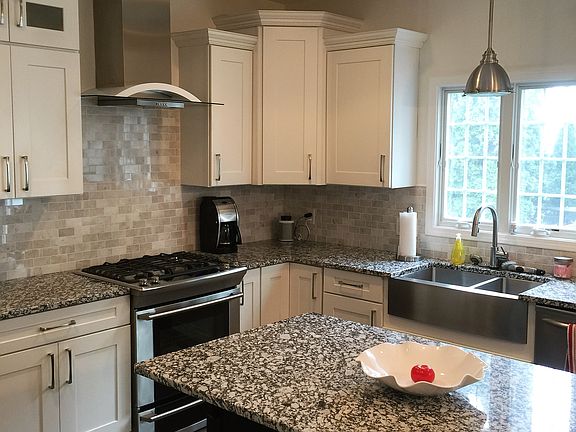 5th image of 26595 Catawba Dr
