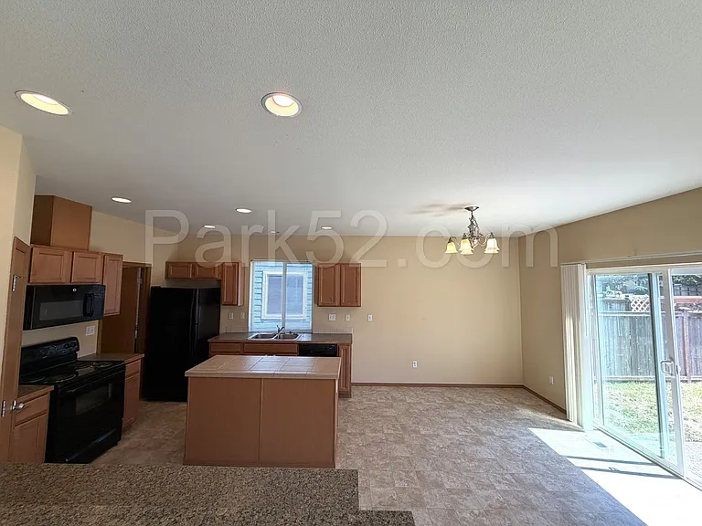 11328 185th St E — Photo 9
