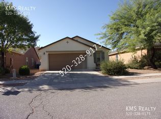 8393 W Redshank Dr, Tucson, AZ 85757