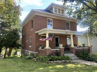 245 Davis St, Mineral Point, WI 53565