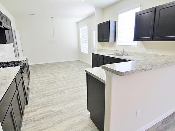 4th image of 42 Laguna Bend Dr