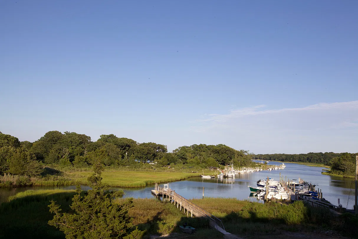 Congdon Creek Waterfront — Photo 3