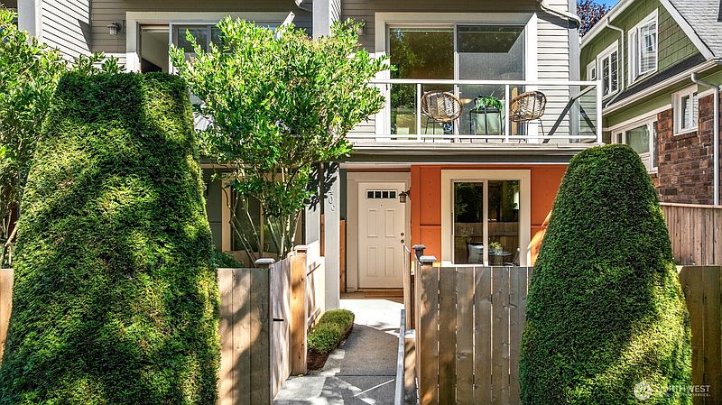 3rd image of 2340 44th Avenue SW #C
