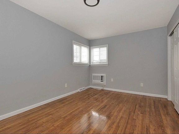 4th image of 10571 Flatlands 2nd St Floor 1