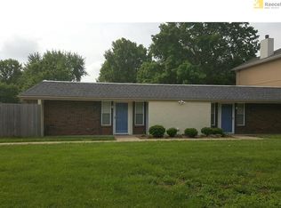 501 SW Richwood Ln, Blue Springs, MO 64014