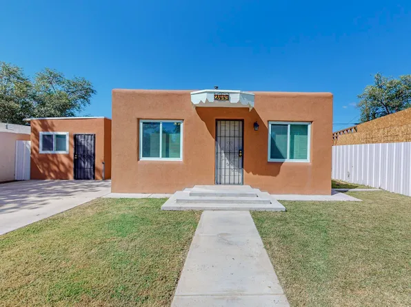 2449 Mervosh Ave SW, Albuquerque, NM 87105