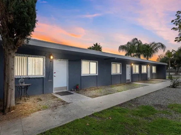 921 E Devonshire Ave #1, Hemet, CA 92543