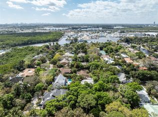 2420 SW 29th Way, Fort Lauderdale, FL 33312