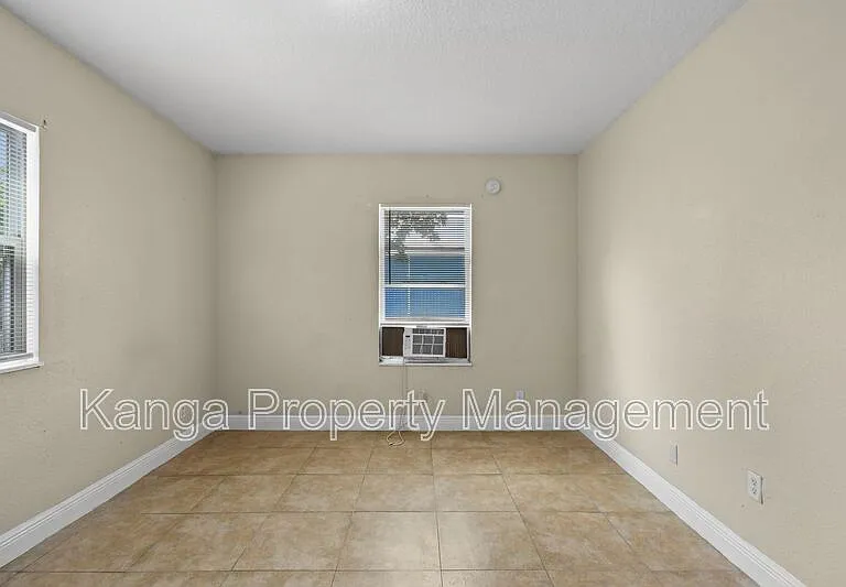 3721 Henry Ave #B — Photo 12