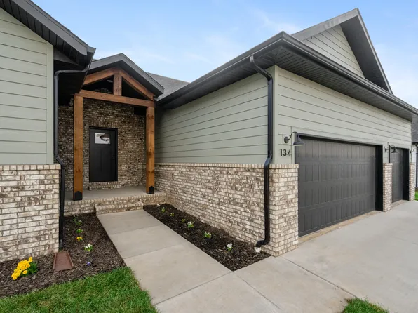 213 E Chloe Lane, Republic, MO 65738