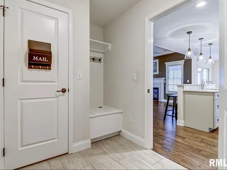 1811 Spartan Dr — Photo 11