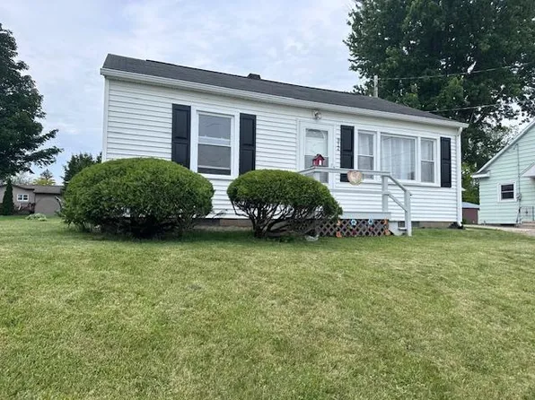 912 E Main St, Caledonia, MN 55921