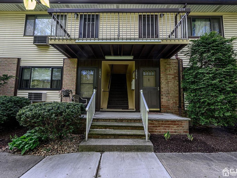 1st image of 1036 Cricket Ln
