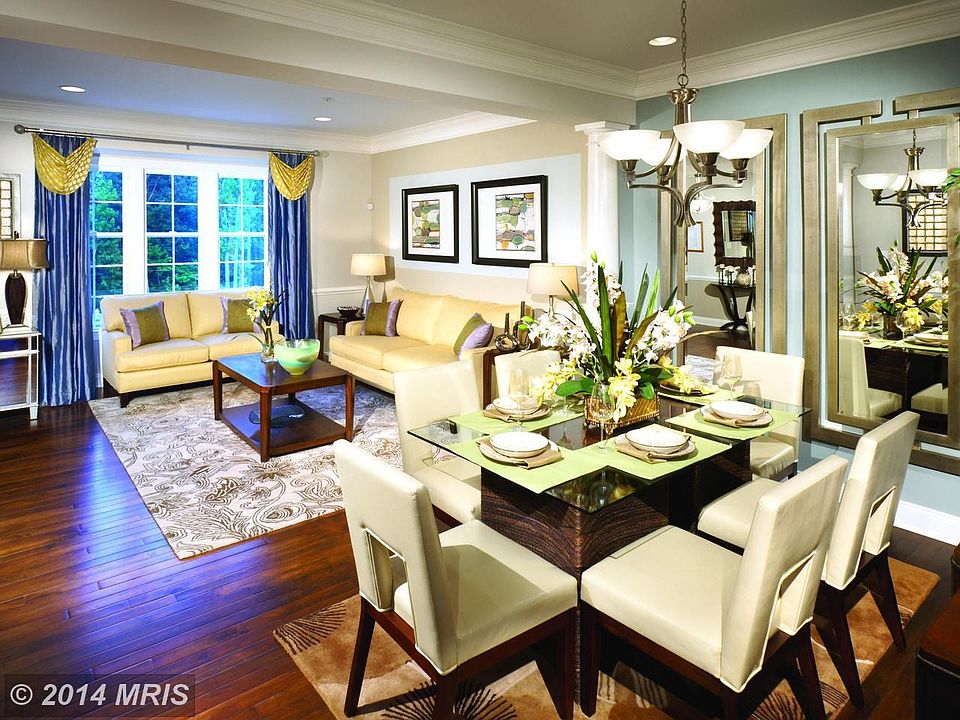 Bethesda Living Room/Dining Room
