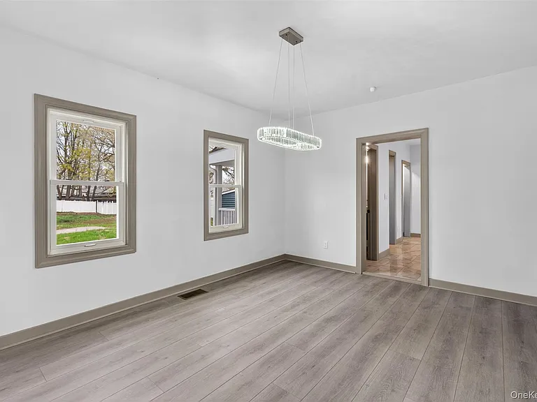 62 Poplar St — Photo 12