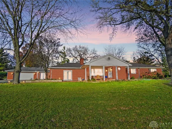 6218 Wanlow Ln, Dayton, OH 45459