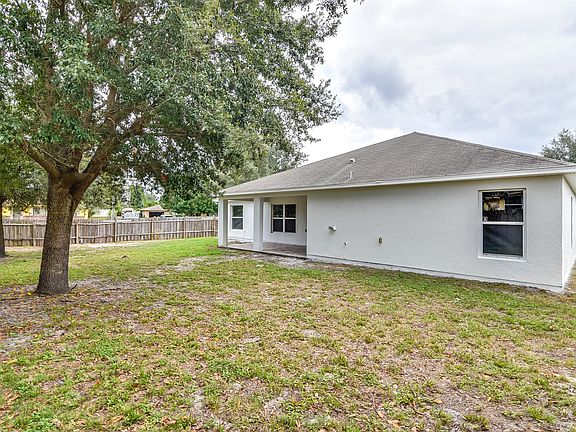 5th image of 1472 N Orion Cir