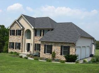 9954 Ziegels Church Rd, Breinigsville, PA 18031