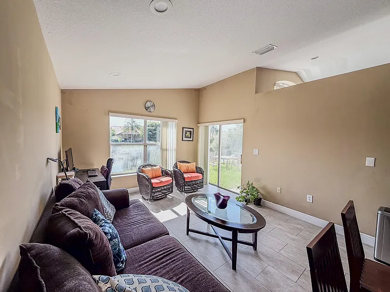 775 NW 165th Ave — Photo 13