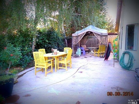 2nd image of 248 Newport Cir