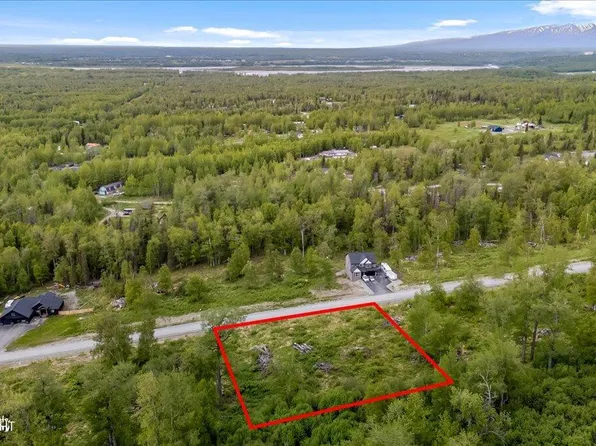 799 N Yeti St, Palmer, AK 99645