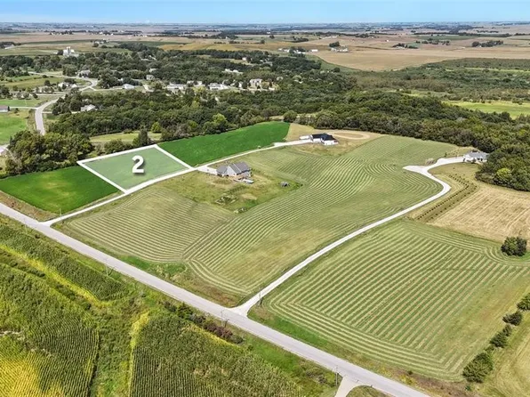 231st Pl, Pella, IA 50219