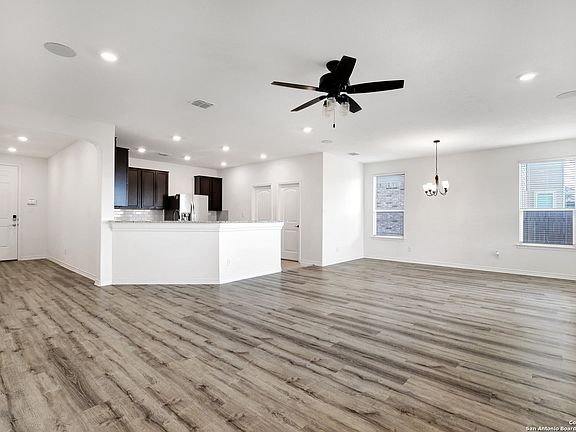 4th image of 3870 BENTWOOD WAY