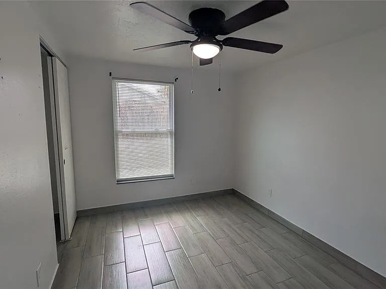 5723 9th Street Cir E — Photo 12